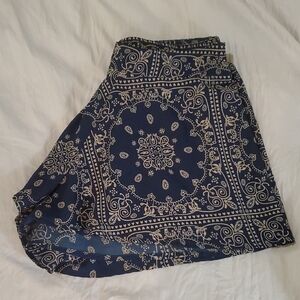 Dizzire Navy Blue Paisley Shorts womens sz m